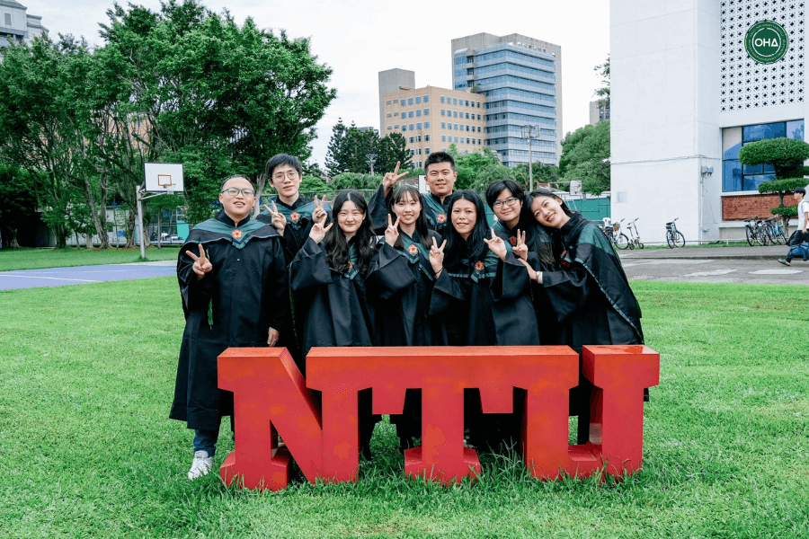 Sinh viên Đại học Quốc lập Đài Loan (NTU)